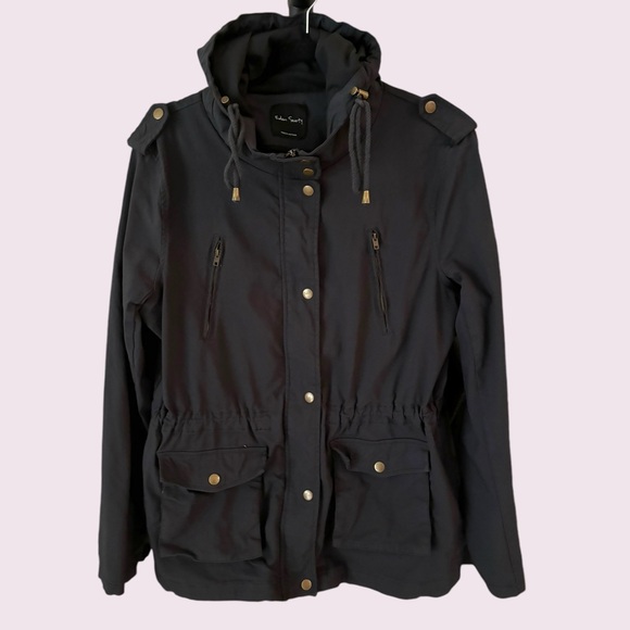 Women’s Cargo Jacket with Hood - Picture 5 of 15